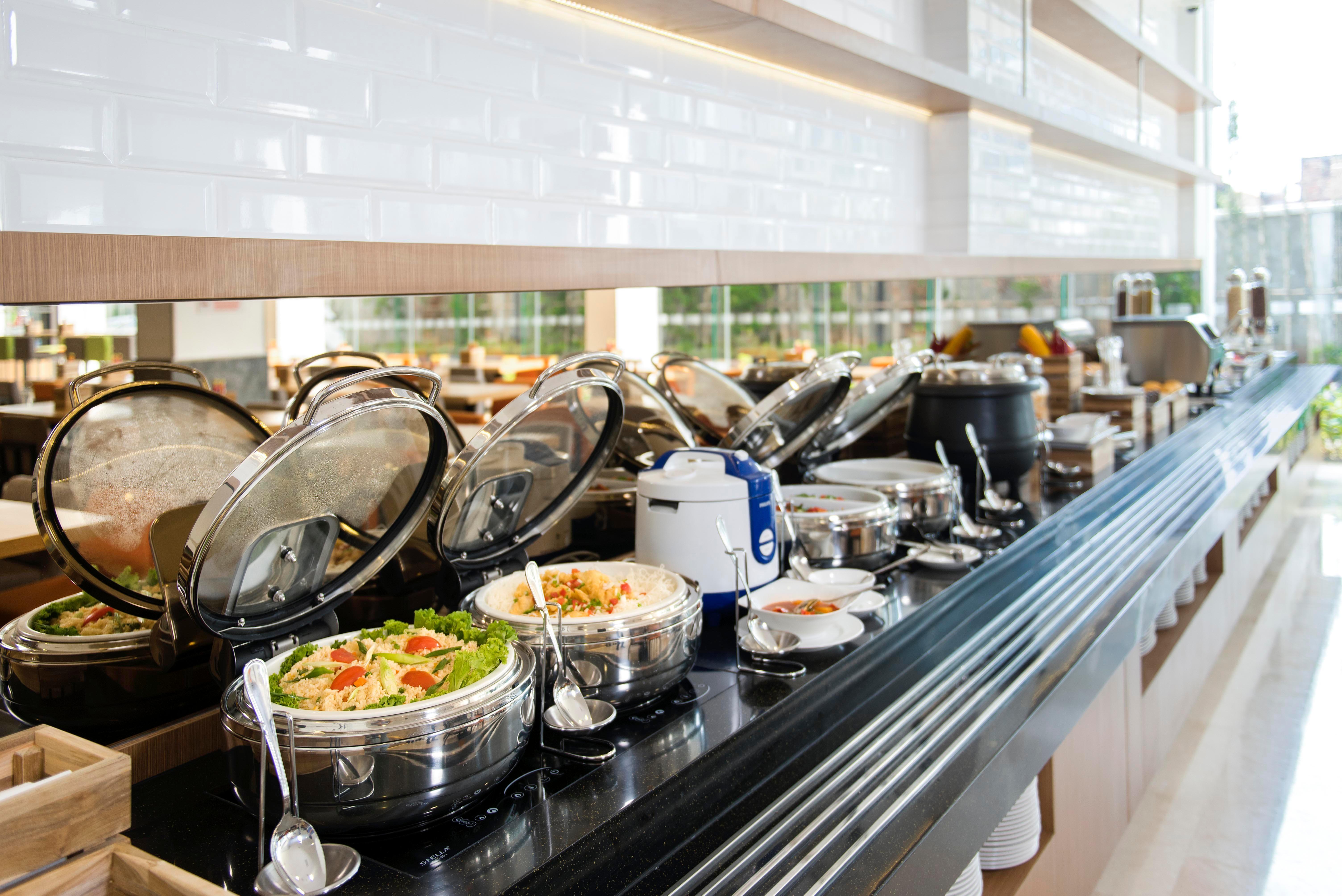 Holiday Inn Express Jakarta Matraman By Ihg Exteriér fotografie