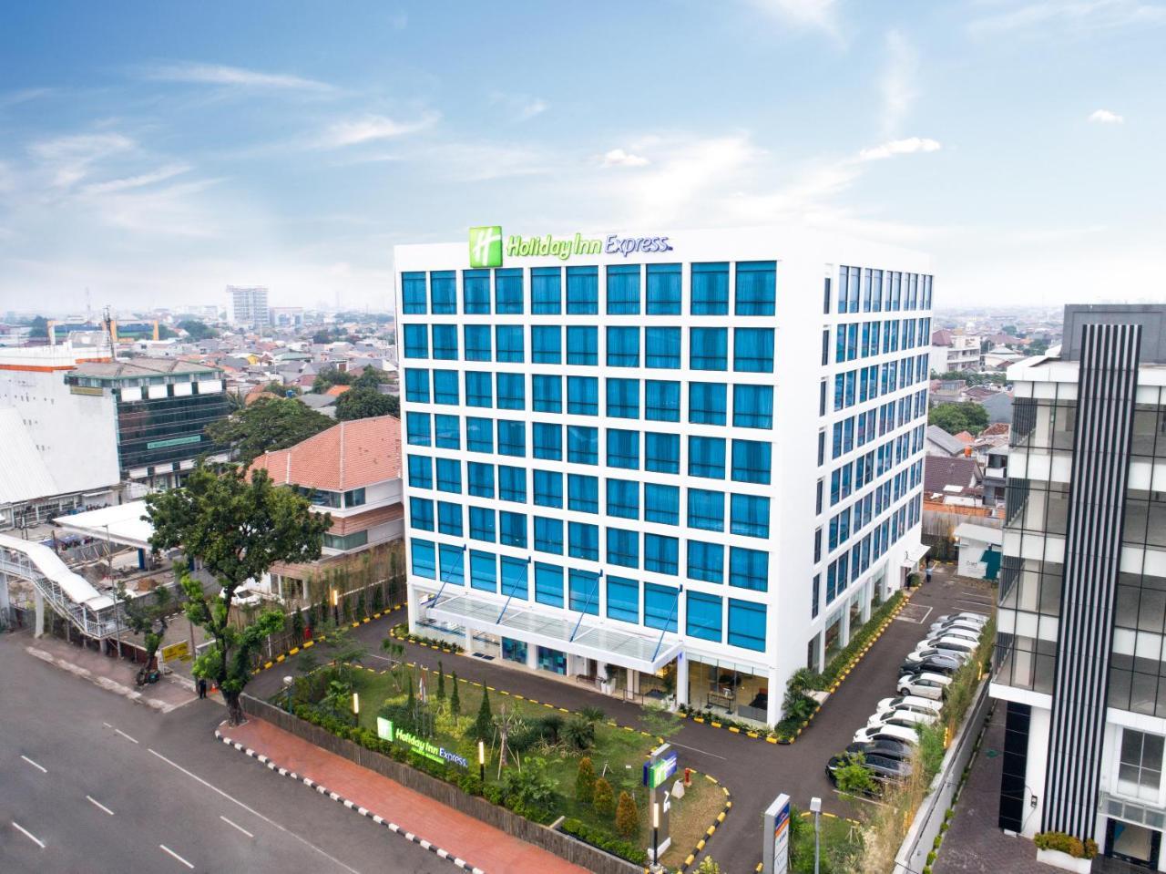 Holiday Inn Express Jakarta Matraman By Ihg Exteriér fotografie